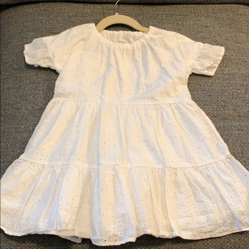 Girls Gymboree white eyelet dress size small (5-6)